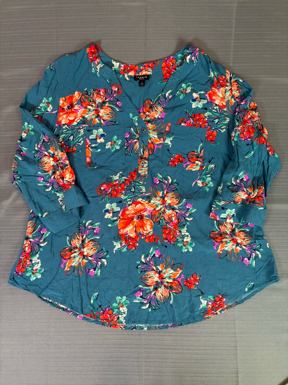 Torrid Harper Floral Rayon Blouse Size 1 (1X) Blue 3/4 Sleeve Boho Plus Size